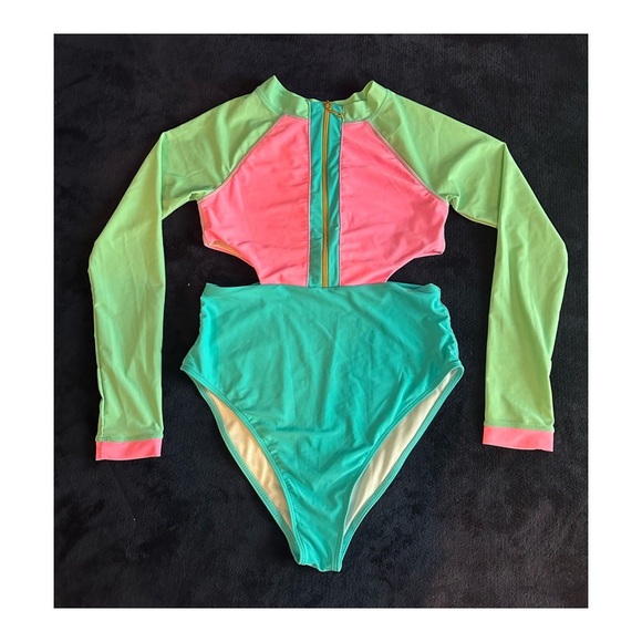 Women  One Piece Swimsuits Rash Guard
UV Protected  Cut Out Bathing Suits Summer - Picture 2 of 12